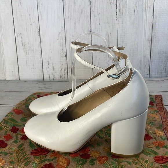 Marimekko White Block Heel Leather Ankle Strap Heels - Picture 9 of 11